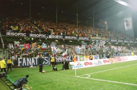 09-LENS-OM 01.jpg